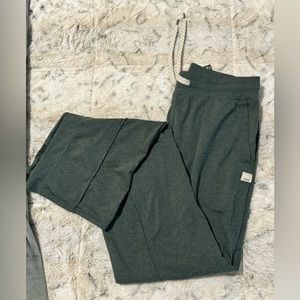 Vuori Wideleg Flare soft dream knit fabric pants